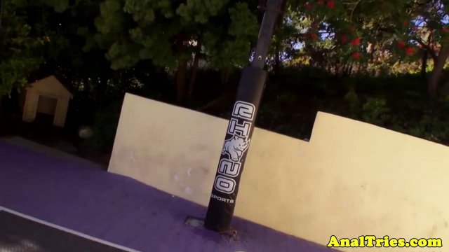 Превью Фанатка с упругой грудью кончила от большого члена капитана баскетбольной команды № 10705