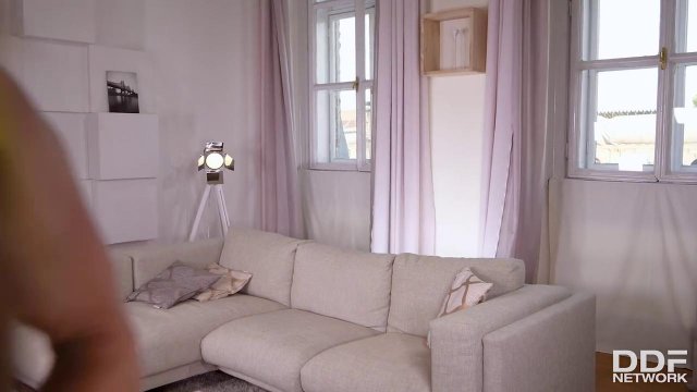 Превью Зрелый самец балует телочку оральными ласками и страстным сексом № 35104