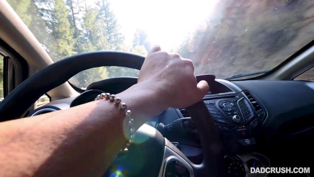 Превью Парень повел блондинку в поход и жарко отымел на природе № 35159