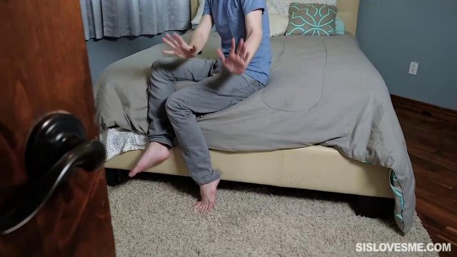 Превью Девица с синими волосами пробует член таксиста у него дома № 35375