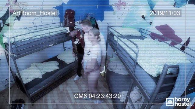 Превью Парочка трахается в общаге, пока рядом крепко спит их друг № 35448