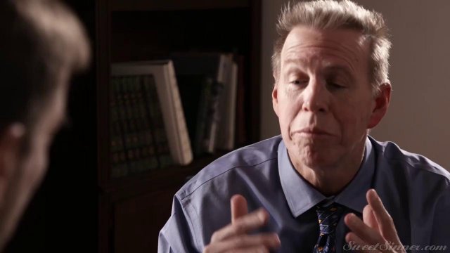 Студентка после минета и секса с учителем точно сдала зачет