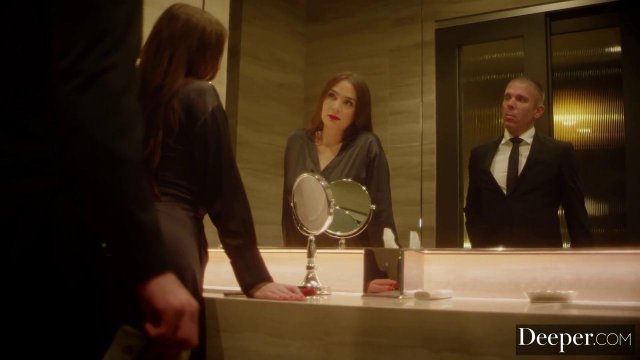 Превью Блондинка успела насладиться сексом с мужчиной № 36335