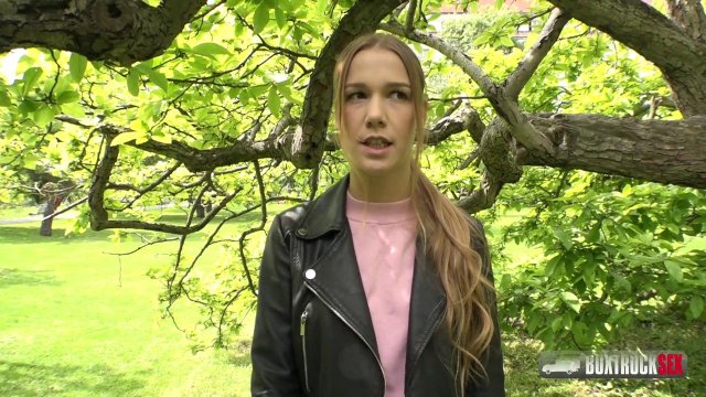 После массажа спортсменка не отказала в сексе