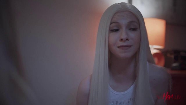 Превью Вместо спортивных занятий подружки стали трахаться № 36380