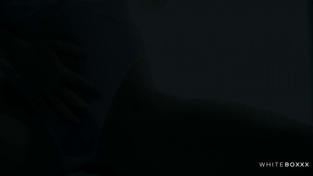 Превью Парень вылизал киску блондинки и как следует ее трахнул № 36409