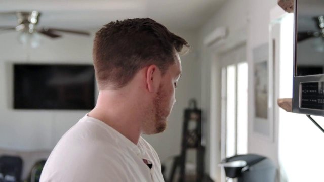 Блондинка отлизала яйца и натрахалась до отвала