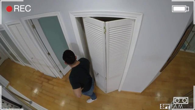 Мужчина установил скрытую камеру и снял жаркий секс с безотказной шалашовкой