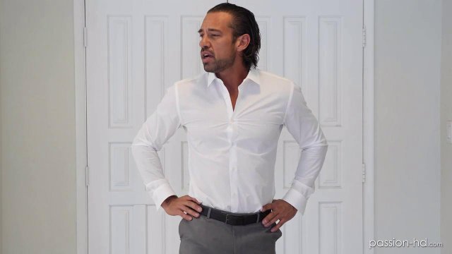 Превью Азиатка с маленькими сиськами получила жаркую долбежку от брутала № 38866