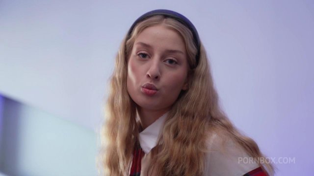 Превью Девушки готовы давать во все дырочки во время оргии № 41618