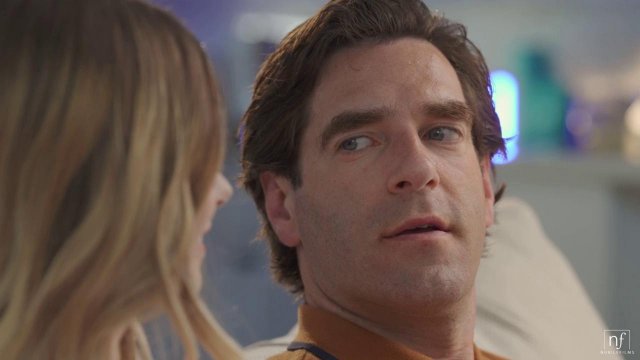 Превью Девушка нежно двигается на члене своего парня № 41641